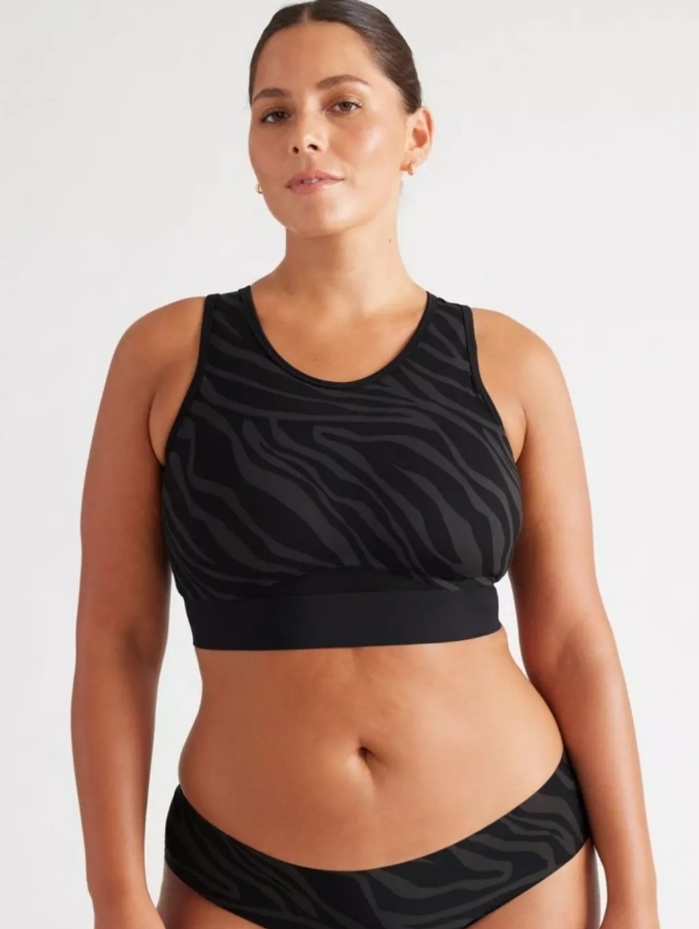 Knix Women's Momenta Black Zebra-Print Racerback Sports Bralette